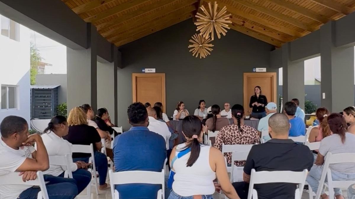 Constituyen juntas de vecinos en los residenciales Vistasol Centro y Vistasol Este